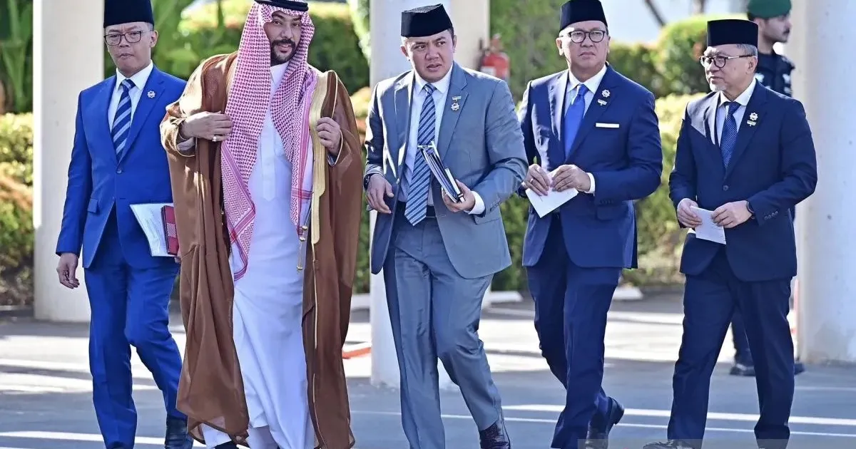 Danantara Gandeng ACWA Power Dalam Investasi Energi Terbarukan Rp162 Triliun